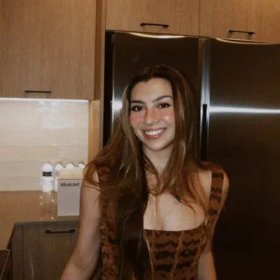 DANI | Social Media profile