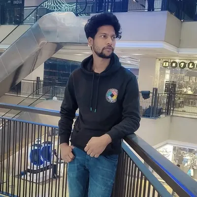 𝐝𝐚𝐧𝐢𝐬𝐡 یزدانی🌠 profile