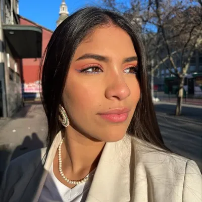 Daniela Velasquez profile