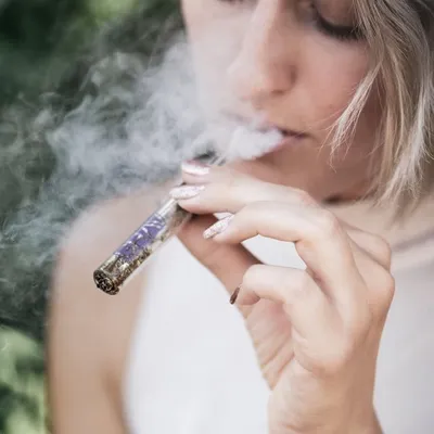 DANK WEED SMOKER profile