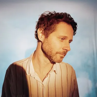Dan Mangan profile