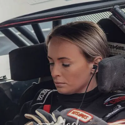 Danielle Halcrow profile