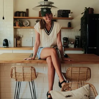 D A N I E L A profile