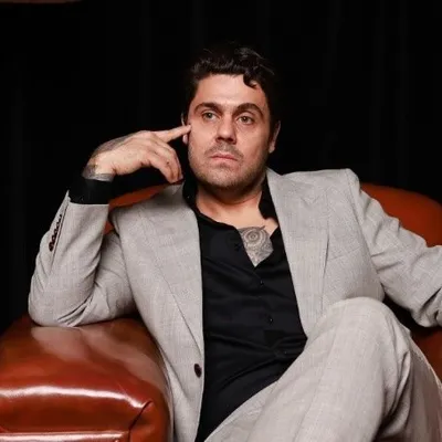 Dan Sultan profile