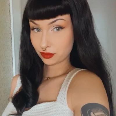 ᴅ ᴀ ʀ ᴄ ʏ 🌙 profile