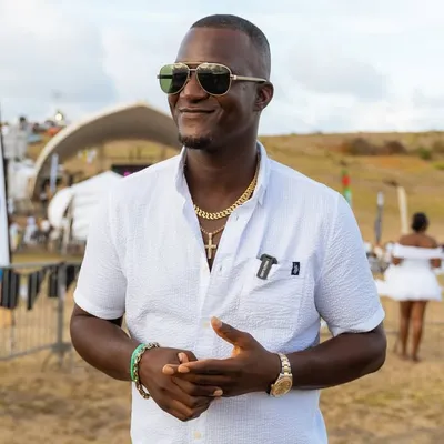 Daren Sammy profile