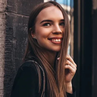 Darja Wren profile