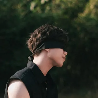 黃明德 Dark profile