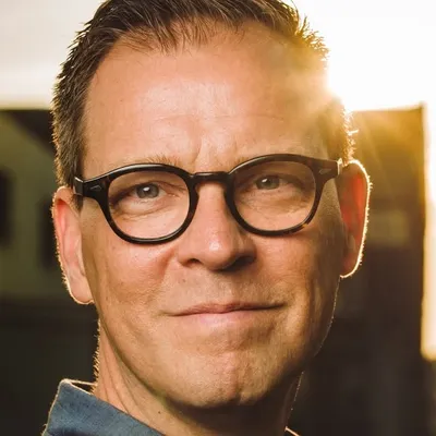 Daron Larson profile