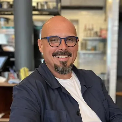 Damien Van Achter profile