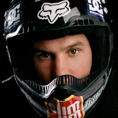 página dedicada a la memoria de Dave Mirra profile