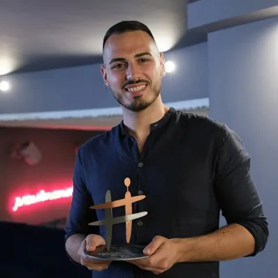 Davide Grax profile