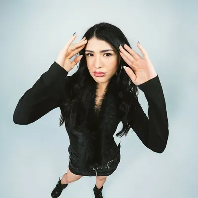 Dayana Newlove profile