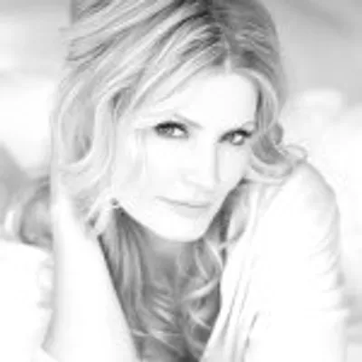 Dayna Devon profile