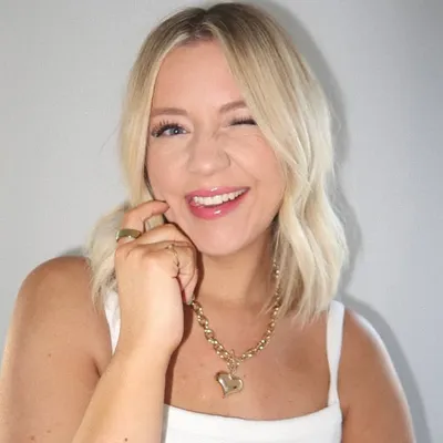 Carrie Dayton profile