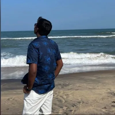 Advait Vinayak profile