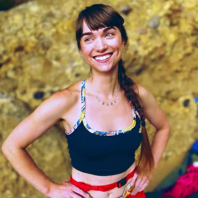 Deanna Molenda🐞 profile
