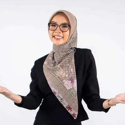 Dea Rizkita - Communication Trainer profile