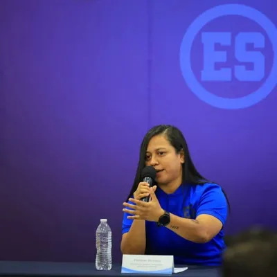 Debbie Gómez profile