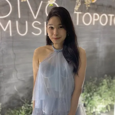 Debby Hardinata profile
