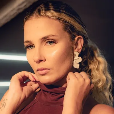 🐾 Debby Lagranha profile