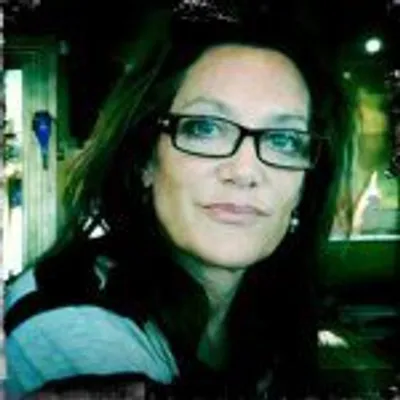 debmackin profile