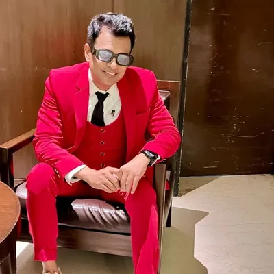 𝗗𝗲𝗯𝗼𝗷𝗶𝘁 𝗦𝗮𝗵𝗮 Instagram profile photo