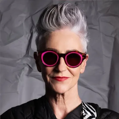 Deborah Chambers profile