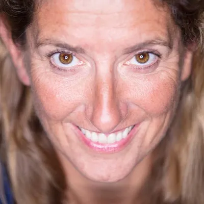 Dee Caffari profile