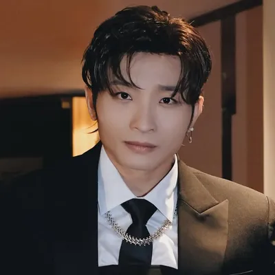 何啟華DeeGor profile