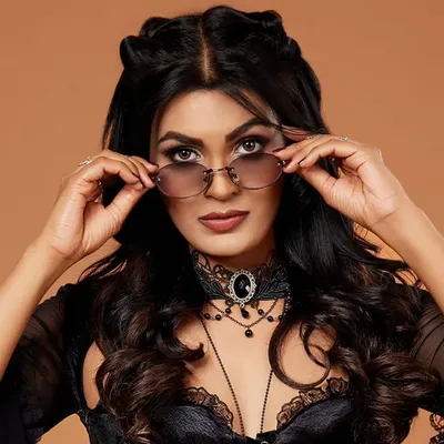 DJ LiL B (Bhavini Shah) profile
