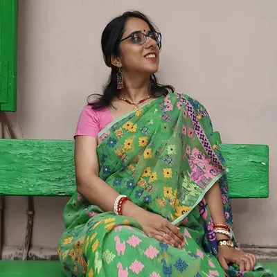 Deeksha Sawlani profile