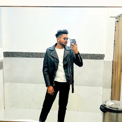 Deepak d🔵 profile