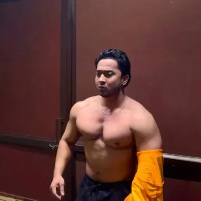 Deepak Gupta profile