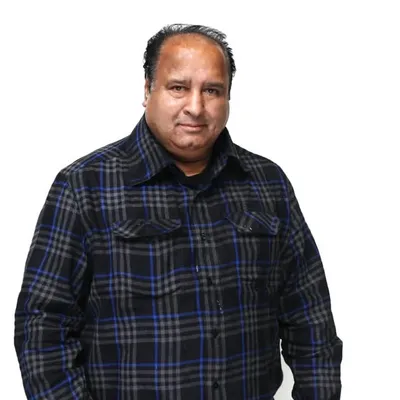Deepak Saxena profile