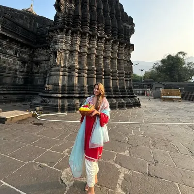 Deepakshi Garg profile
