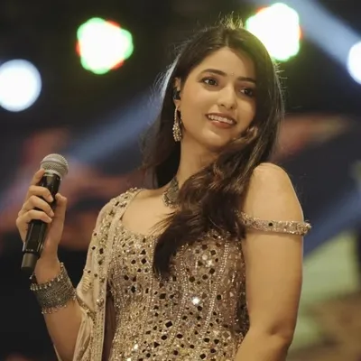 DEEPANSHI NAGAR | SINGER | MUMBAI profile