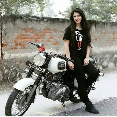 deepika arora profile