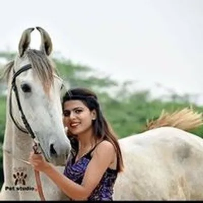 Deepika Bhandari Billionaire ✨ profile