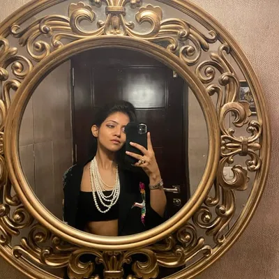 Avya | Fashion • Lifestyle • Travel profile
