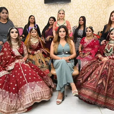 Deepa Joshi || MAKEUP ARTIST || profile