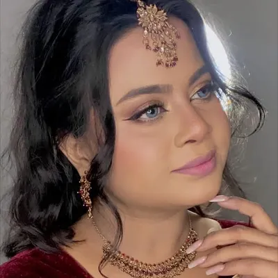 Deepshi Nagbanshi🇮🇳 profile