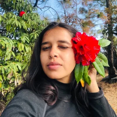 Deepti Asthana profile