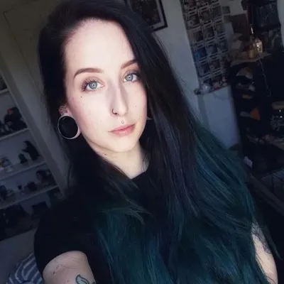 🦕🦖 Louïse-chan 🦖🦕 profile