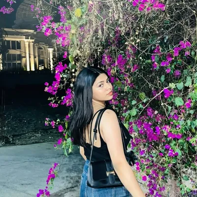 𝐃𝐄𝐄𝐕𝐀𝐊𝐒𝐇𝐈 𝐁𝐀𝐌𝐀𝐍𝐊𝐀 🌻