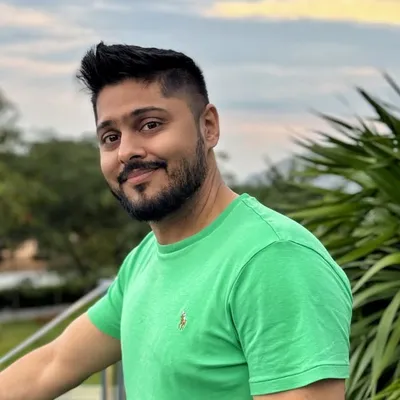 Aly Hajiani profile