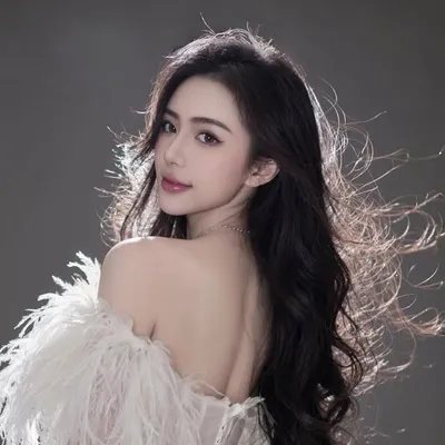 DELIA昀霓 profile