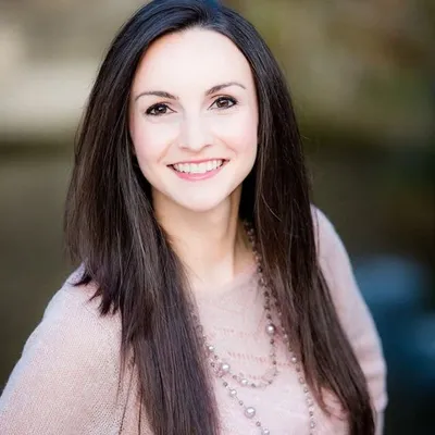 Neli Howard | Delicious Meets Healthy profile