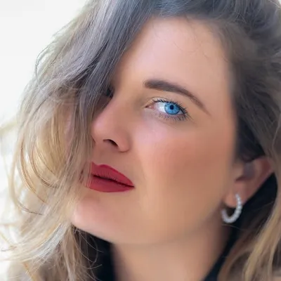 Delphine Raimondi profile