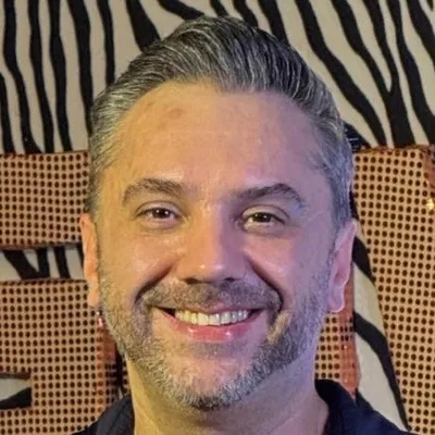 Luiz Eduardo De Luca profile